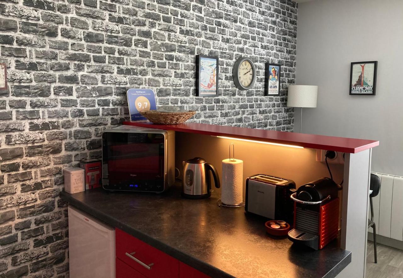 Studio Urban Chic Annecy Bagian luar foto